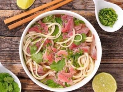 image-La meilleure recette traditionnelle du Phở bò (soupe de bœuf vietnamienne)-