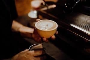 café