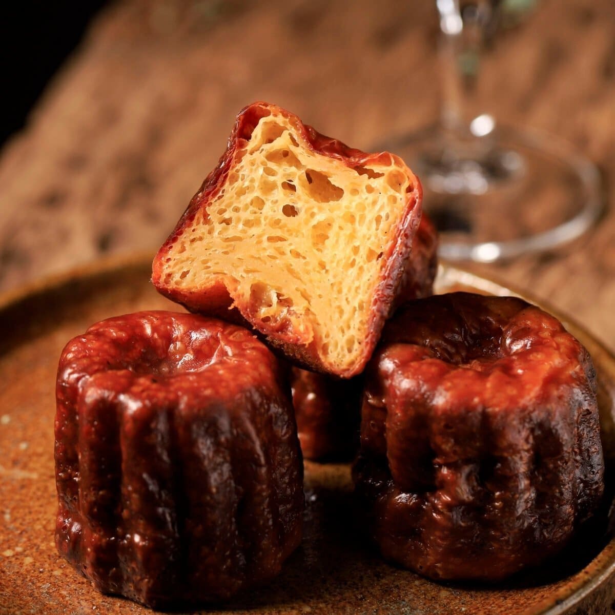 Des canelés bien cuits