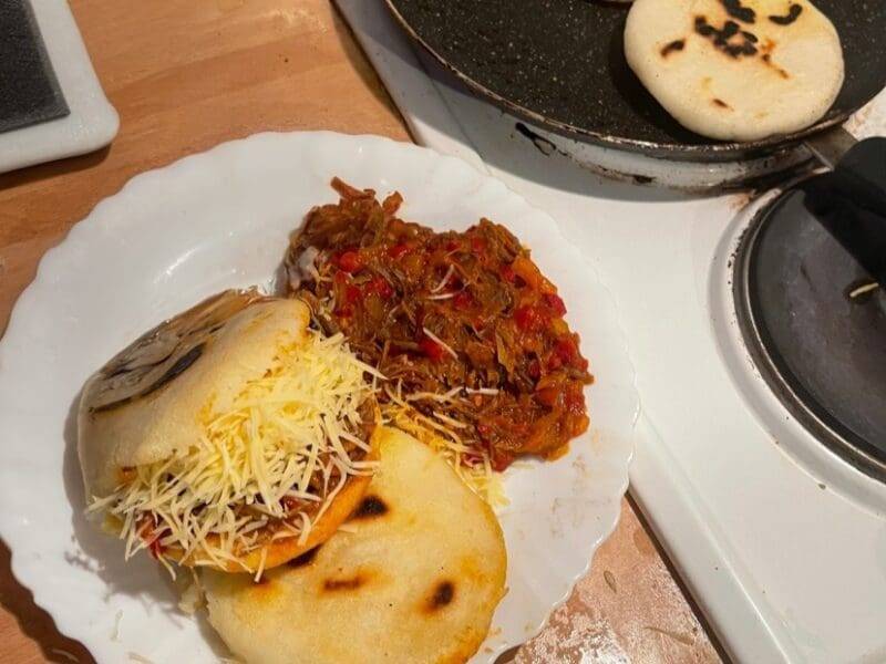 2 Arépas dans dans une assiette